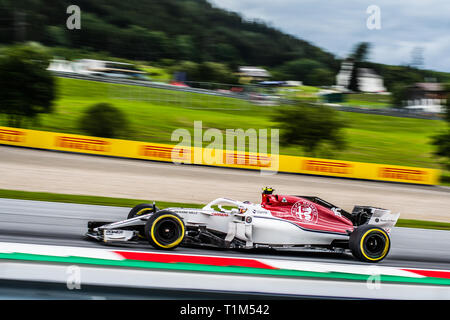 Spielberg/Österreich - 06/29/2018 - #16 Charles Leclerc (MCO) in seinem Alfa Romeo Sauber C 37 während des RP1 vor dem Grand Prix von Österreich 2018 im Red Bu Stockfoto