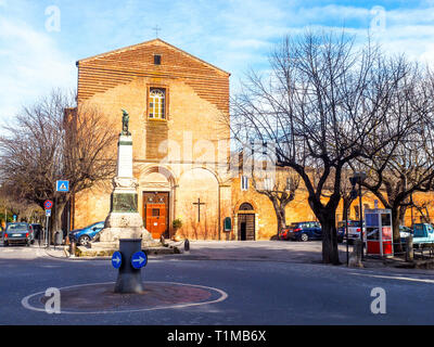 San Francesco Kirche und Kriegerdenkmal in Città della Pieve - Perugia - Italien Stockfoto