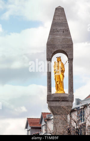 Marie statue Mariensäule in München Pasing Stockfoto