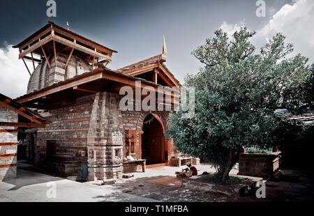 Krishna Tempel. Traditionelle Landschaft Krishna Tempel in Naggar. Himachal Pradesh, im Norden von Indien. Stockfoto