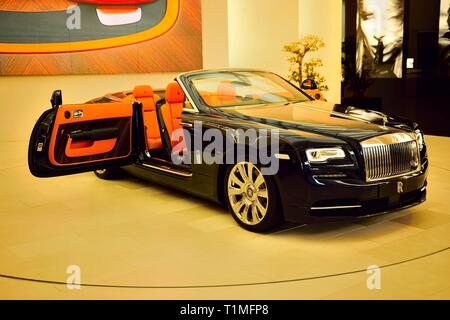 Rolls Royce luxuriöse Autos an der BMW Welt Ausstellung in München Deutschland Stockfoto