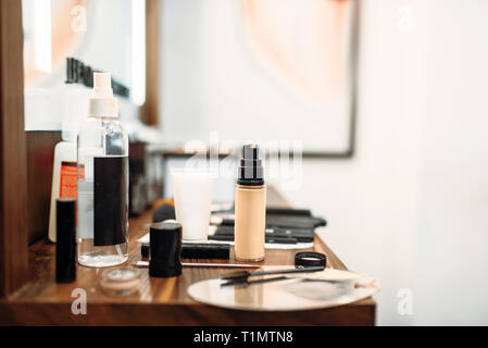 Kosmetik und Tools für Make-up, Make-up-shop Stockfoto