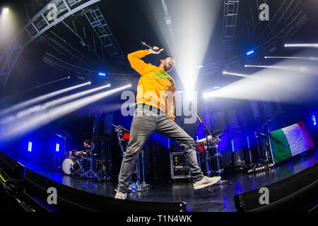 Mailand Italien. 14. März 2019. Die Amerikanischen Musiker und Rapper Mike Shinoda führt live auf der Bühne Fabrique während der "Post-traumatische Tour". Stockfoto