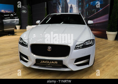 Salzburg, Österreich - 23. März 2019: Jaguar XF auf der Auto Show Stockfoto