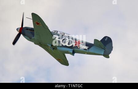 Die Greenwood Yak-3 (G-OLEG) in der Schlacht von Großbritannien Airshow im Imperial War Museum fliegen am 23. September 2018 Stockfoto