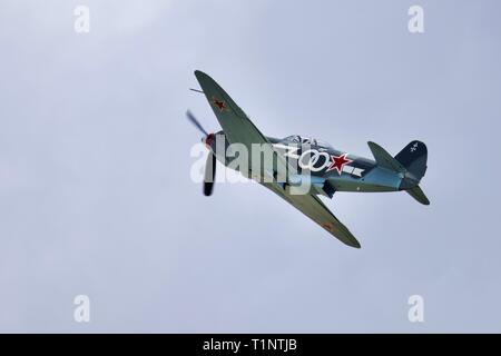 Die Greenwood Yak-3 (G-OLEG) in der Schlacht von Großbritannien Airshow im Imperial War Museum fliegen am 23. September 2018 Stockfoto