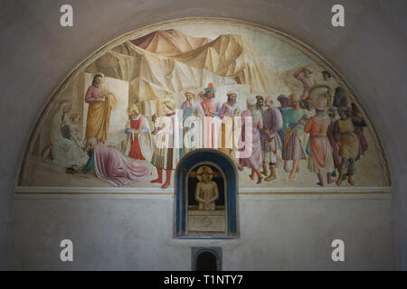 Fresko Anbetung der Könige' von der italienischen Frührenaissance Maler Fra Angelico (1440-1441) an der Wand in die Zelle des Mönchs im San Marco Kloster lackiert (Convento di San Marco), nun das San Marco Museum (Museo Nazionale di San Marco) in Florenz, Toskana, Italien. Stockfoto