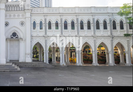 Spitzbogen arcade CHIJMES Kloster des heiligen Kindes Jesus Kapelle umgewandelt in sozialen Halle Funktion Event Center in Singapur. Stockfoto