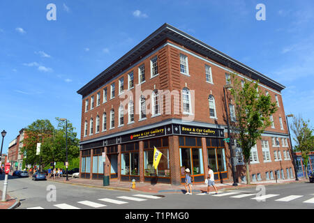 Portland an der Straße am Alten Hafen, Portland, Maine, USA. Der alte Hafen ist mit dem 19. Jahrhundert Backsteinbauten gefüllt. Stockfoto