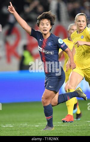 Paris, Frankreich. 27 Mär, 2019. Paris Saint-Germain des Wang Shuang reagiert während des zweiten Bein Match der UEFA-Champions League Viertelfinale zwischen Paris Saint-Germain und Chelsea bei Jean Bouin Stadion in Paris, Frankreich, am 27. März 2019. Chelsea verloren das Spiel 1-2, aber immer noch erweitert, um die Halbfinale mit einem Gesamtscore von 3-2. Credit: Jack Chan/Xinhua/Alamy leben Nachrichten Stockfoto