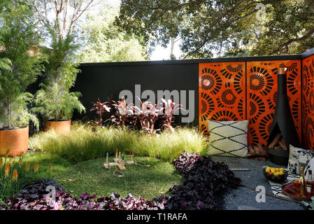 Melbourne, Australien. Am 28. März 2019. Garten Anzeige an die 2019 Melbourne International Blumen und Garten zeigen, welche in der denkmalgeschützten Royal Exhibition Building und Carlton Gardens über fünf herrliche Herbsttage gehostet wird. Die Veranstaltung bietet den besten Landschaft und floralen Talent aus Australien und der ganzen Welt neben und eine umfangreiche Auswahl an Garten Retail Products. Credit: Steven Sklifas/Alamy leben Nachrichten Stockfoto