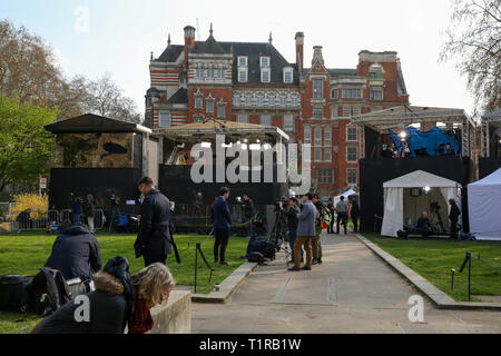 Westminster, London, Großbritannien. 28. März, 2019. Die Media Center im College Green. Der britische Premierminister Theresa kann eine dritte Abstimmung auf Ihr Brexit Deal suchen am Freitag, den 29. März 2019. Credit: Dinendra Haria/Alamy leben Nachrichten Stockfoto