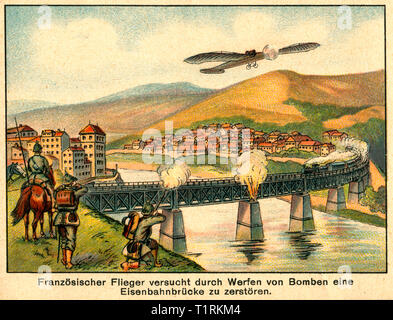 Deutschland, Berlin, farbige Zeichnung mit dem Titel: "Französischer Flieger versucht durch Werfen von Bomben eine Eisenbahnbrücke zu zerstören (Französisch Pilot versucht, eine Eisenbahnbrücke mit Bomben zu zerstören), Bild aus dem leporello: "Einheit macht stark - der Krieg von 1914", Ausgabe Nr. 1, Künstler unbekannt, Verlag unbekannt, Datum der Veröffentlichung unbekannt., Additional-Rights - Clearance-Info - Not-Available Stockfoto