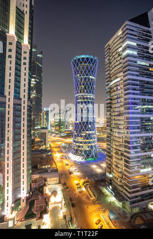 DOHA, Katar - 8. APRIL 2013: Westbay Doha Türmen. Stockfoto