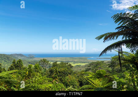 Daintree, Queensland. Blick vom Mount Alexandra Lookout (walu Wugirriga), Daintree Regenwald, Daintree National Park, Far North Queensland, Australien Stockfoto