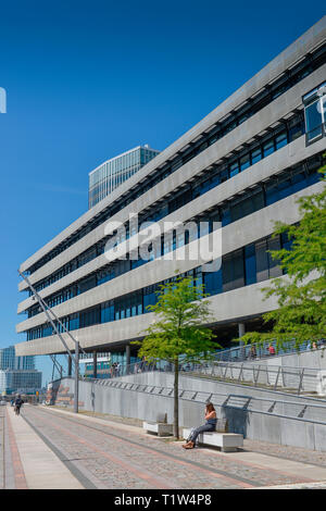 HafenCity Universität, Ueberseeallee, Hafencity, Hamburg, Deutschland, Überseeallee Stockfoto