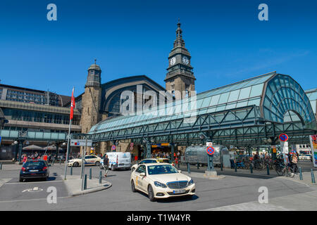 Hauptbahnhof, Hachmannplatz, Kirchenallee, Hamburg, Deutschland Stockfoto