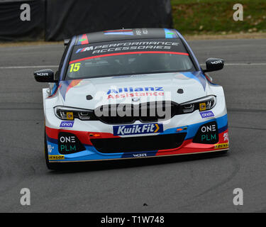 Tom Oliphant, BMW 330 i m Sport, btcc am Tag der Markteinführung und Medien Veranstaltung, Brands Hatch, Mittwoch, 27. März 2019. Autosport, British Touring Car Championship, Stockfoto