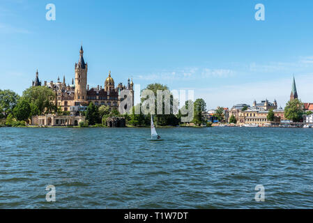 Schloss, Schweriner See, Schwerin, Mecklenburg-Vorpommern, Deutschland Stockfoto