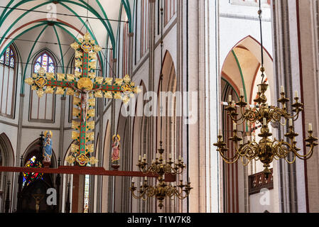 Cruxifix, der Triumphbogen, die Kathedrale, Schwerin, Mecklenburg-Vorpommern, Deutschland Stockfoto