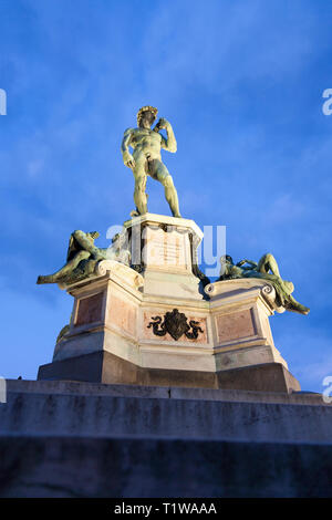 Bronze Skulptur, den David und den vier Allegorien der Medici Kapelle von San Lorenzo in Piazza Michelangelo. Stockfoto