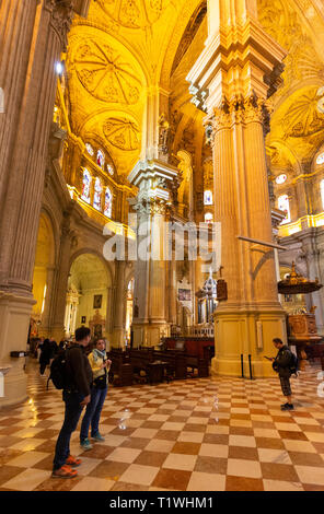 Die Kathedrale von Malaga oder Catedral de Malaga; Innenraum; Malaga Andalusien Spanien Europa