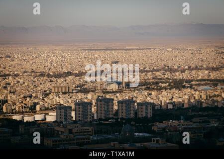 Stadt Ifahan im Iran siehe von Soffeh Berg Stockfoto