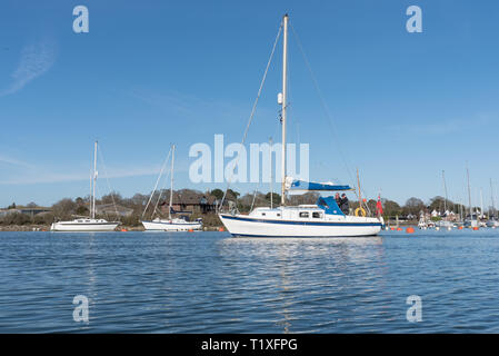 Lymington Hafen Pier während des Tages Stockfoto