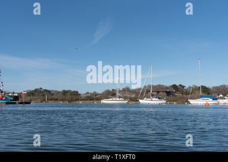 Lymington Hafen Pier während des Tages Stockfoto