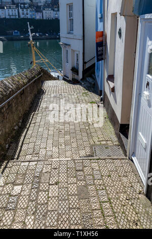 Brixham, Hafen, Torquay - England, Abenteuer, Balkon, Blau, die britische Kultur, Küste, Farbbild, Cottage, Devon, England, Englisch Stockfoto