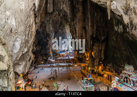 Das Innere der Batu Caves, Kuala Lumpur, Malaysia Stockfoto