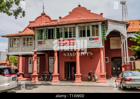 Das Stadthuys, der ältesten holländischen Gebäude im Orient, jetzt die Geschichte und Volkskunde Museum in Melaka. Stockfoto