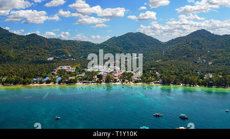 Berühmte Koh Tao Thailand Luftbild des Sairee Beach in Asien Stockfoto