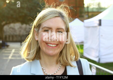 ANDREA JENKYNS MP FÜR MORLEY UND OUTWOOD, AUFGENOMMEN IN WESTMINSTER, LONDON, GROSSBRITANNIEN AM 26. MÄRZ 2019. KONSERVATIVE PARTEI MPS. BRITISCHE POLITIKER. BRITISCHE POLITIK. EUROSKEPTIKER. VERLASSEN BEDEUTET VERLASSEN. HEALTH SELECT COMMITTEE. MRSA ACTION UK. RUSSELL MOORE PORTFOLIO-SEITE. Stockfoto