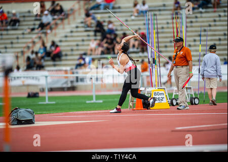 März 28, 2019: Alexis McAllister #3034 mit... Utah in Aktion Frauen Speerwurf Abschnitt B Univ/Coll am Clyde Littlefield Texas Relais, Mike A. Myers Stadion. Austin, Texas. Mario Cantu/CSM Stockfoto