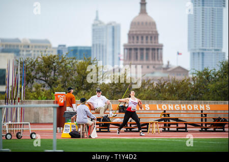 März 28, 2019: Alexis McAllister #3034 mit... Utah in Aktion Frauen Speerwurf Abschnitt B Univ/Coll am Clyde Littlefield Texas Relais, Mike A. Myers Stadion. Austin, Texas. Mario Cantu/CSM Stockfoto