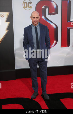 Hollywood CA März 28: Mark Strong, kommt für Warner Bros. und New Line Cinema Weltpremiere DES HAZAM!' bei TCL Chinese Theatre am 28. März 2019 in Hollywood. Credit: Faye Sadou/MediaPunch Stockfoto