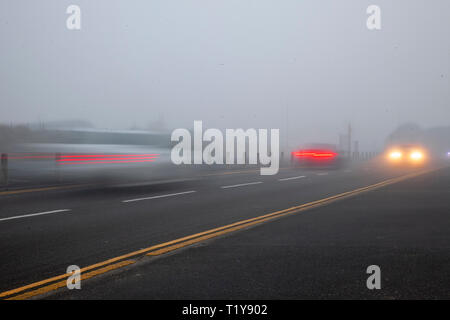 Southport, Merseyside. 29. März, 2019. UK Wetter. Kaltfront im Nordwesten bringt Morgen Dunst, Nebel und schlechter Sicht auf die Küstenstadt. Kredit. MWI/AlamyLiveNewsCredit. MWI/AlamyLiveNews Stockfoto