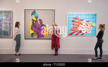 Sotheby's London, UK. 29. März, 2019. Vor dem Verkauf Ausstellung für Moderne und Zeitgenössische afrikanische Kunst, zeigen die Arbeiten von Künstlern aus der afrikanischen Diaspora. Credit: Malcolm Park/Alamy Leben Nachrichten. Stockfoto