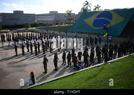 Brasilia, Brasilien. 29 Mär, 2019. DF-Brasilia - 03/29/2019 - Festakt zum 55. Jahrestag des militärischen Bürgerbewegung zum 31. März 1964 zu erinnern - Festakt zum 55. Jahrestag des militärischen Bürgerbewegung zum 31. März 1964 am Sitz der brasilianischen Armee zu ergehen. Foto: Mateus Bonomi/AGIF AGIF/Alamy Credit: Live-Nachrichten Stockfoto