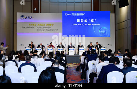 (190329) - BOAO, März 29, 2019 (Xinhua) -- Menschen nehmen an der Sitzung des "Wie viel können Wir leihen?' Während des Boao Forum für Asien Jahreskonferenz in Boao, South China Hainan Provinz, 29. März 2019. (Xinhua / Yang Guanyu) Stockfoto