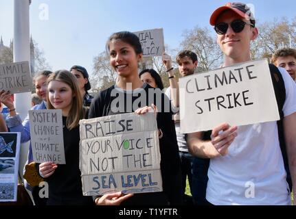 29. Mär 2019. Jugend Streik 4 Klima, Klimawandel Protest, Parliament Square, Westminster, London. UK Credit: michael Melia/Alamy leben Nachrichten Stockfoto