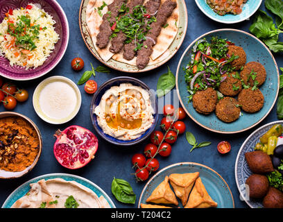 Arabische Gerichte und Meze Stockfoto