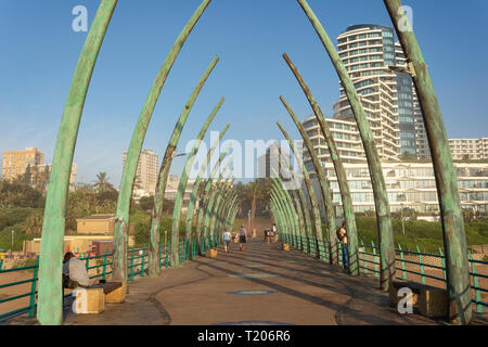 Fischbein Pier bei Sonnenaufgang, Umhlanga Rocks, Umhlanga, KwaZulu-Natal, Südafrika Stockfoto