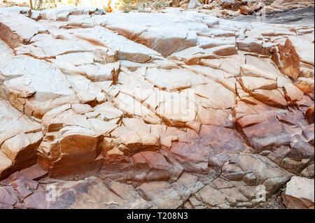 Farbige Felsen in Redbank Gorge, Northern Territory, Australien Stockfoto