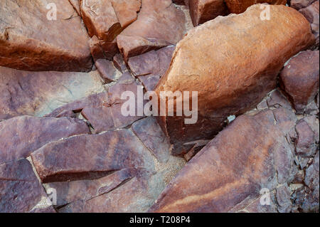 Farbige Felsen in Redbank Gorge, Northern Territory, Australien Stockfoto