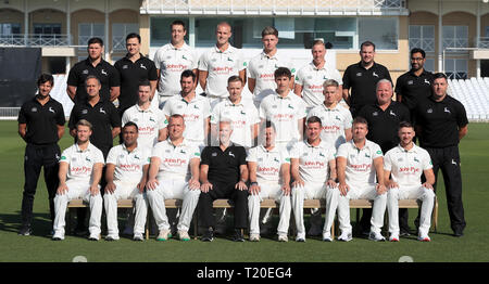 Nottinghamshire (hintere Reihe, links-rechts) Liam Preis, Henry Woodward, Jack Blatherwick, Matt Carter, Zak Chappell, Lukas Holz, Phil Tranter, Kunal Manek, (mittlere Reihe, links-rechts) Ant Botha, James Rohr, Jake Libby, Mark Footitt, Ben Slater, Paul Coughlin, Tom Moores, Andy, Paul Franks (vordere Reihe von links nach rechts) Ben Duckett, Samit Patel, Lukas Fletcher, Headcoach Peter Moores, Steven Mullaney, Jake Kugel, Chris Nash und Joe Clarke während der Media Day an der Trent Brücke, Nottingham. Stockfoto