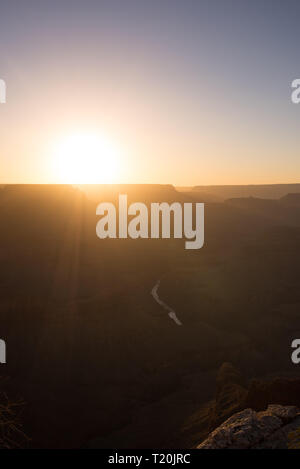 Einen schönen Sommerabend und Sonnenuntergang am Grand Canyon in Arizona, USA. Stockfoto