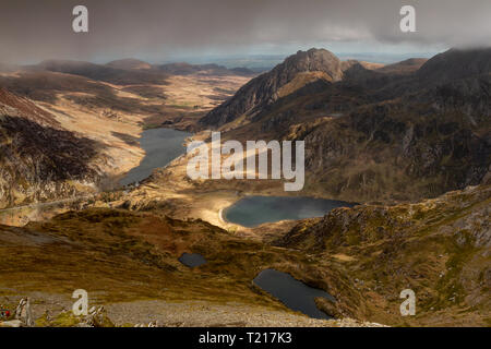 Ogwen Valley und Tryfan, Nord Wales von Y Garn Stockfoto