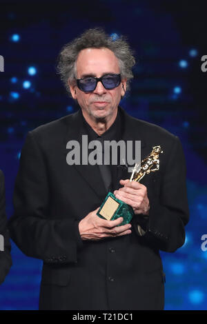 Rom, Italien. 27 Mär, 2019. Rom, Studios, TV-Show '64 David di Donatello'. In der Foto: Tim Burton mit dem David di Donatello Credit: Unabhängige Fotoagentur/Alamy leben Nachrichten Stockfoto